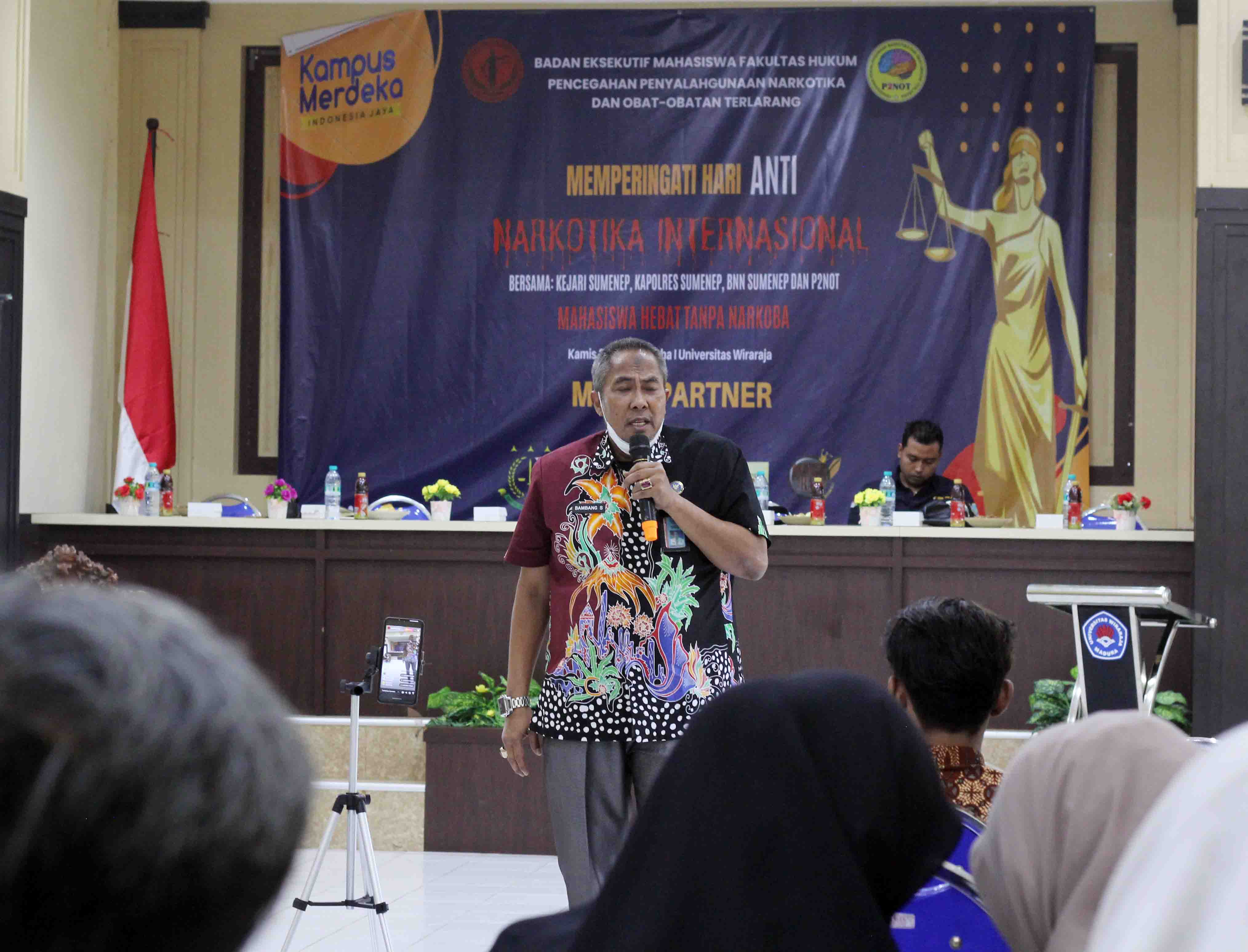 peringati-hani-fh-unija-gelar-seminar_1656724863.jpg