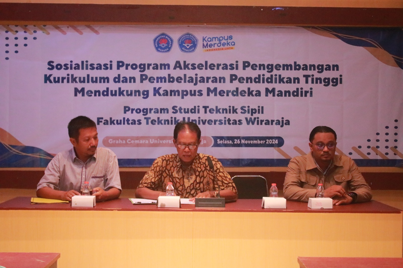 sosialisasi-program-akselerasi-pengembangan-kurikulum-dan-pembelajaran-pendidikan-tinggi-untuk-mendukung-kampus-merdeka-mandiri_1732602556.jpeg