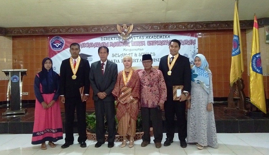 yudisium-pertama-magister-hukum_1570498457.jpg