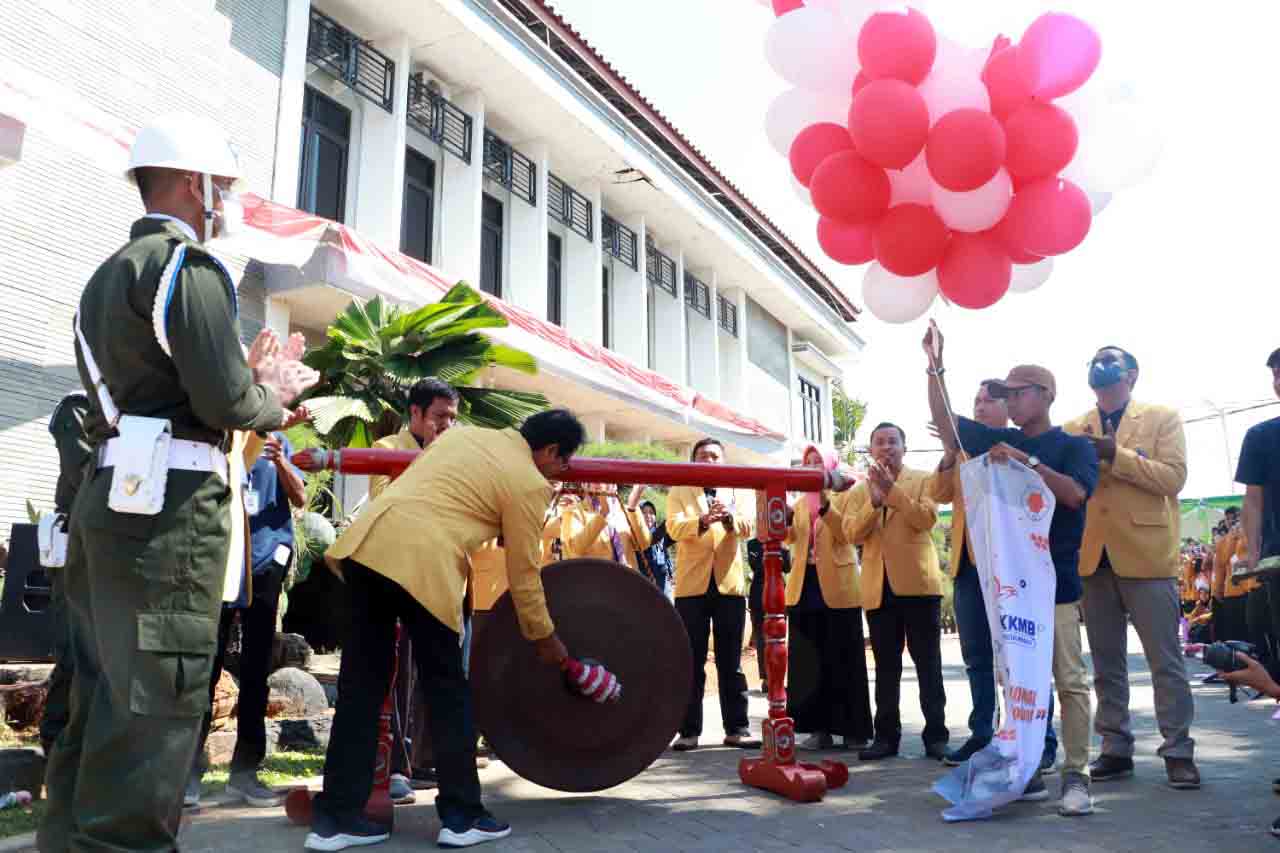 1420-mahasiswa-baru-ikuti-pkkmb-unija-2022_1663128520.jpg