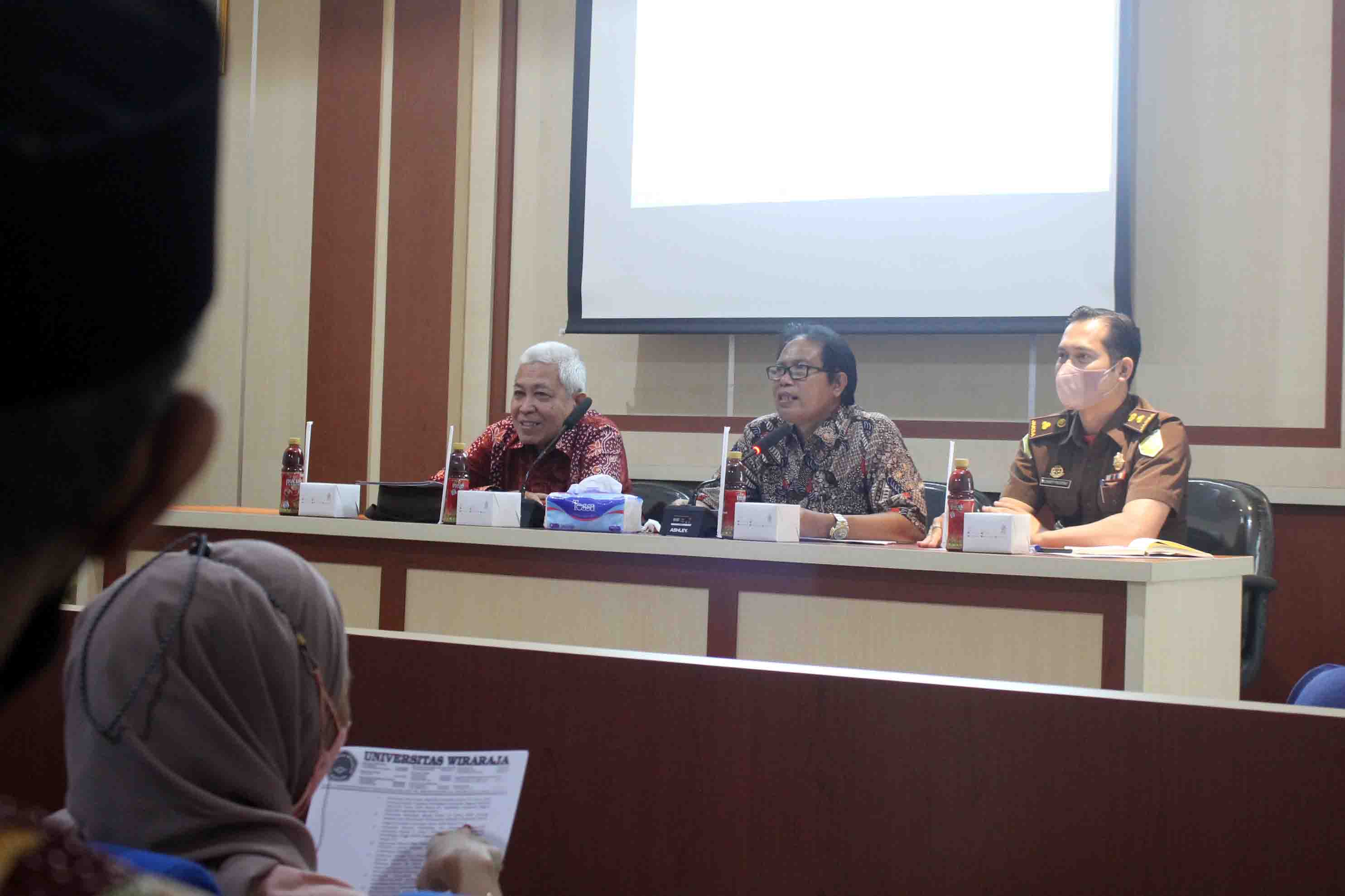 alami-masalah-hukum-masyarakat-bisa-manfaatkan-rumah-restorative-justice-_1655780731.jpg