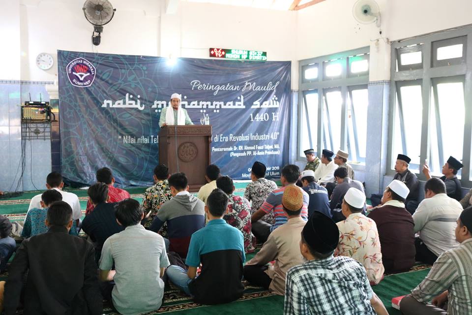 bergema-wiraraja-bersolawat_1544424596.jpg