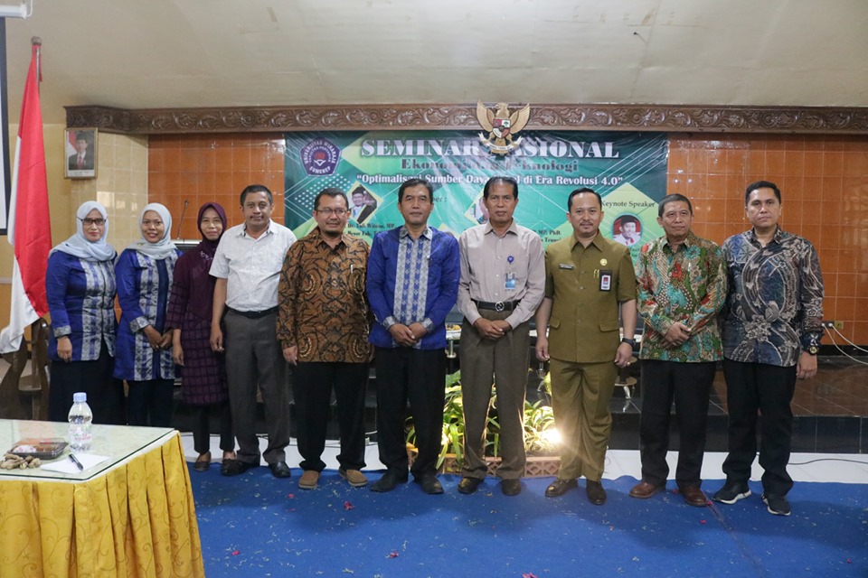 faperta-seminar-nasional-ekonomi-teknologi_1569991491.jpg