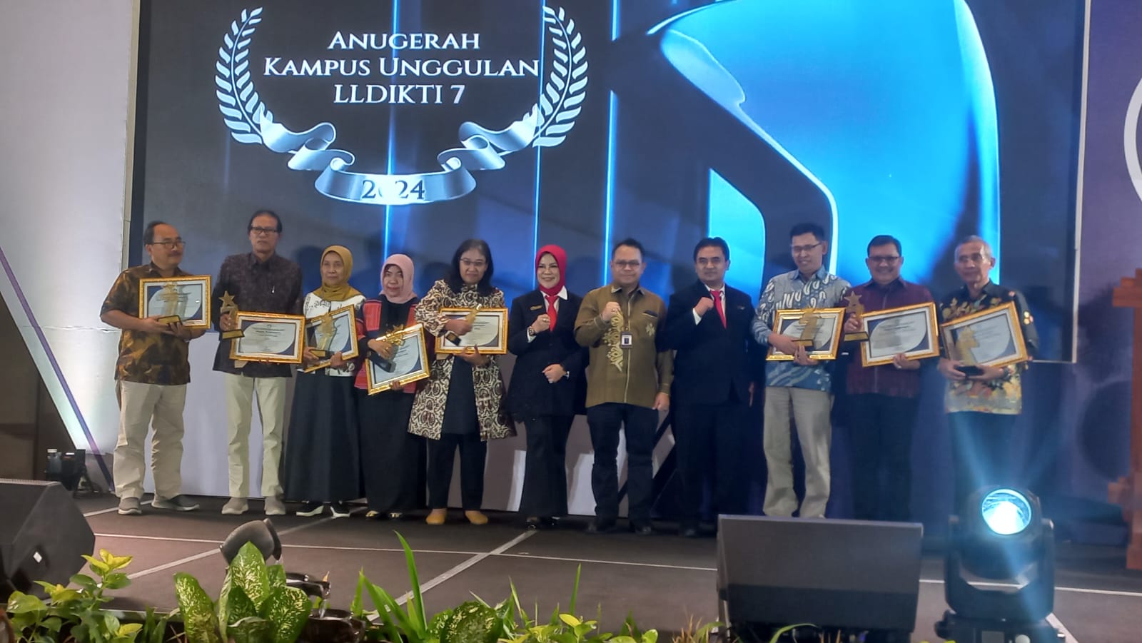 Universitas Wiraraja Raih Peringkat Ketiga dalam Anugerah Kampus Unggulan LLDIKTI Wilayah VII Tahun 2024